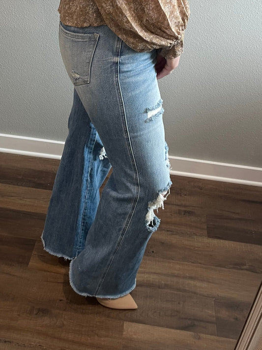 Lightwashed Wide Leg Nashville Denim Jean